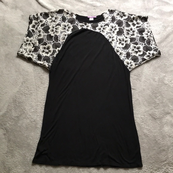 Urban Outfitters Floral Sleeved Dress/Tunic - Picture 2 of 4